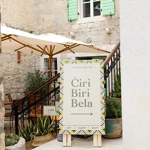  Hostel Ciri Biri Bela Boutique